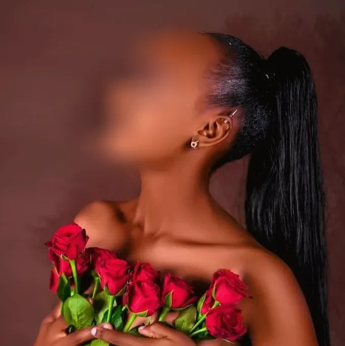 Lena, 23