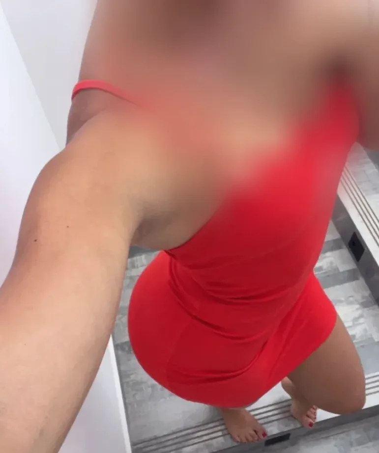 Miriam, 23