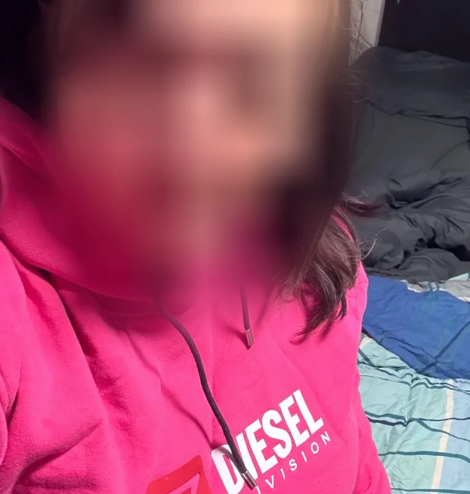 Özlem, 30