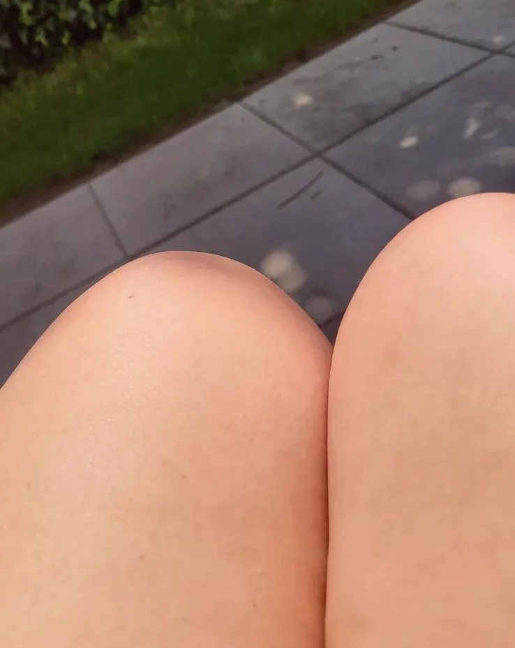 Sarah, 23